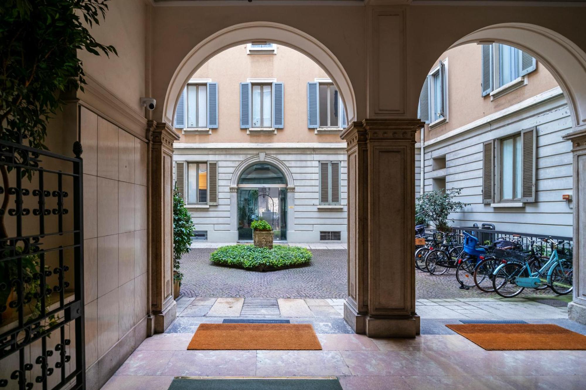 Real Jewel In Milano Cadorna Leilighet Eksteriør bilde