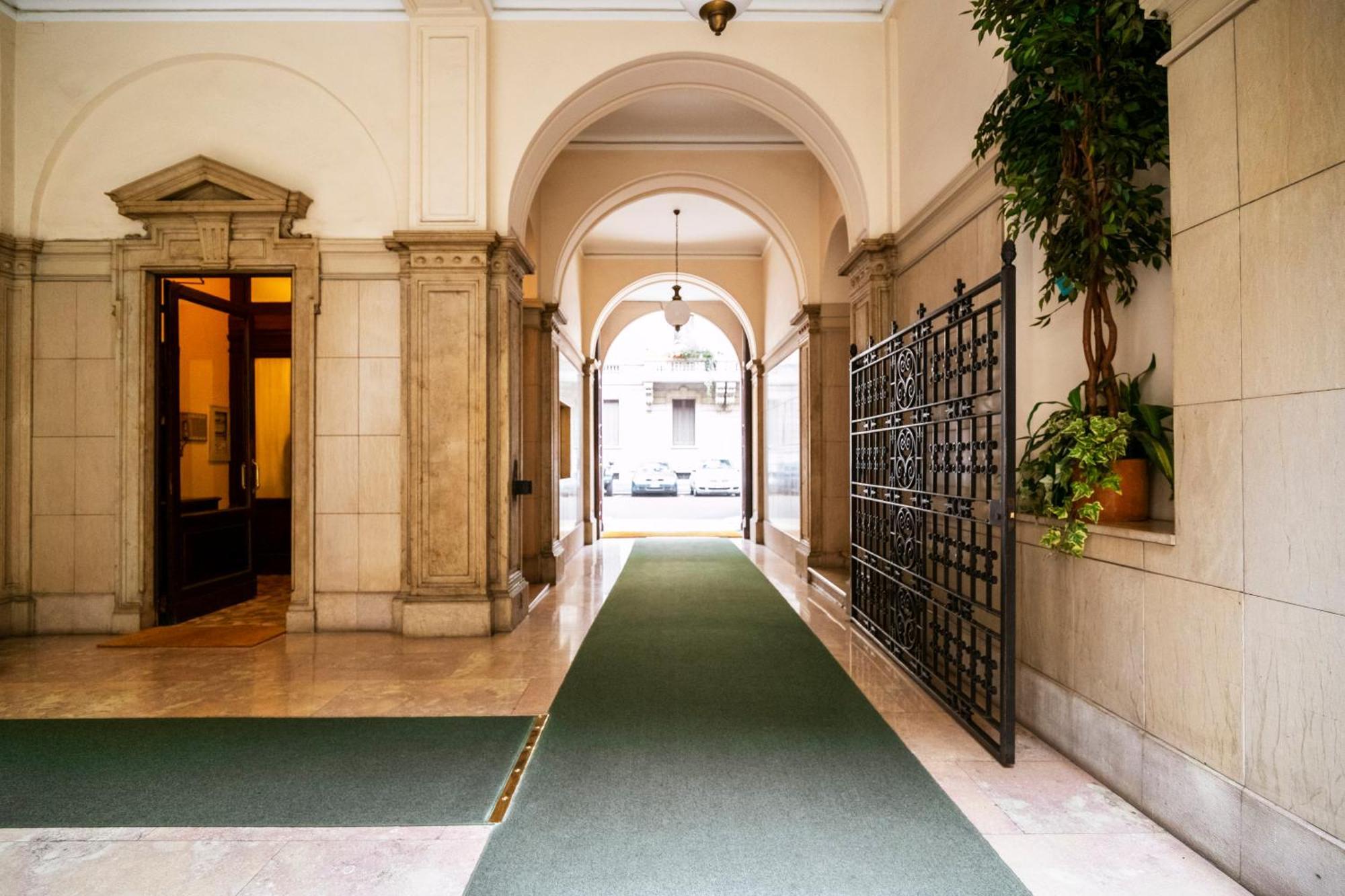 Real Jewel In Milano Cadorna Leilighet Eksteriør bilde