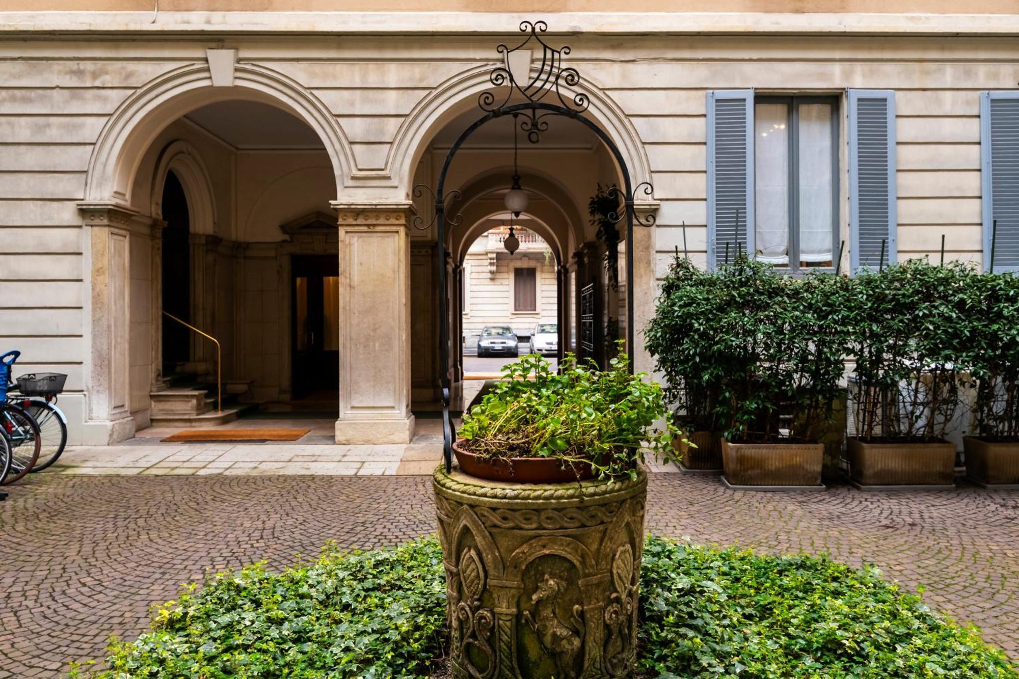 Real Jewel In Milano Cadorna Leilighet Eksteriør bilde